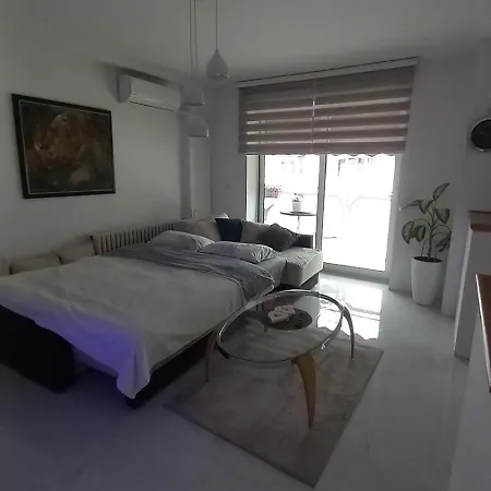 아파트 Adriana's *